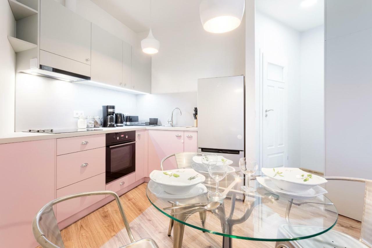 Apartments Mtp Poznan Maleckiego By Renters Экстерьер фото